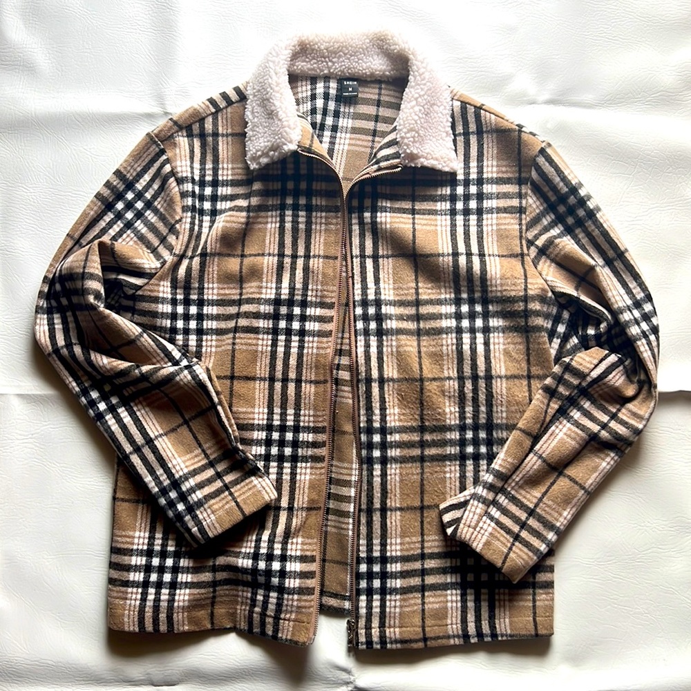 Plaid pattern jacket